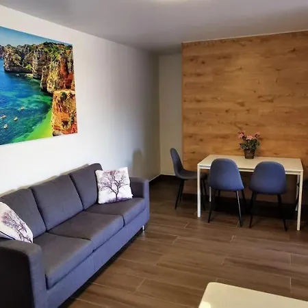 Apartment Charme *