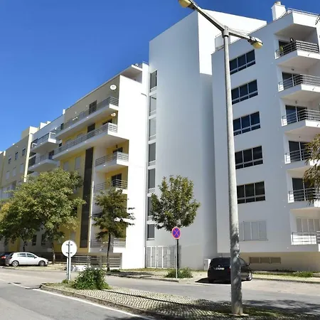 Apartment Charme *